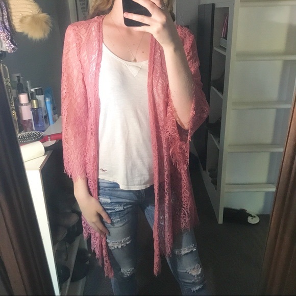 Francesca’s Pink Lace Kimono - Picture 2 of 2